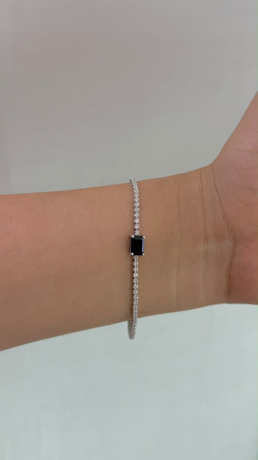 Pulsera con Zafiro Central