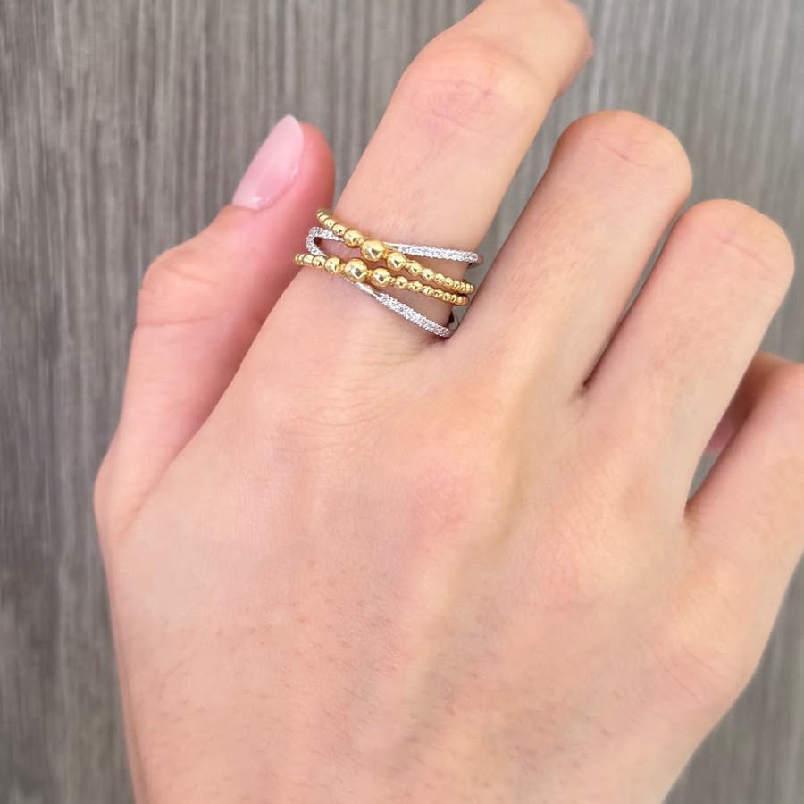 Anillo Entrelazado con Diamantes
