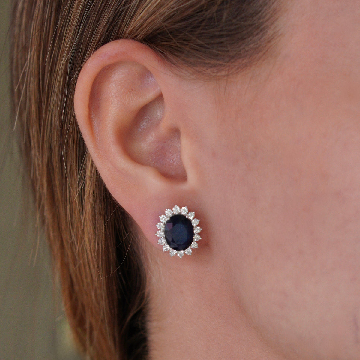 Aretes Zafiro Oval & Diamantes