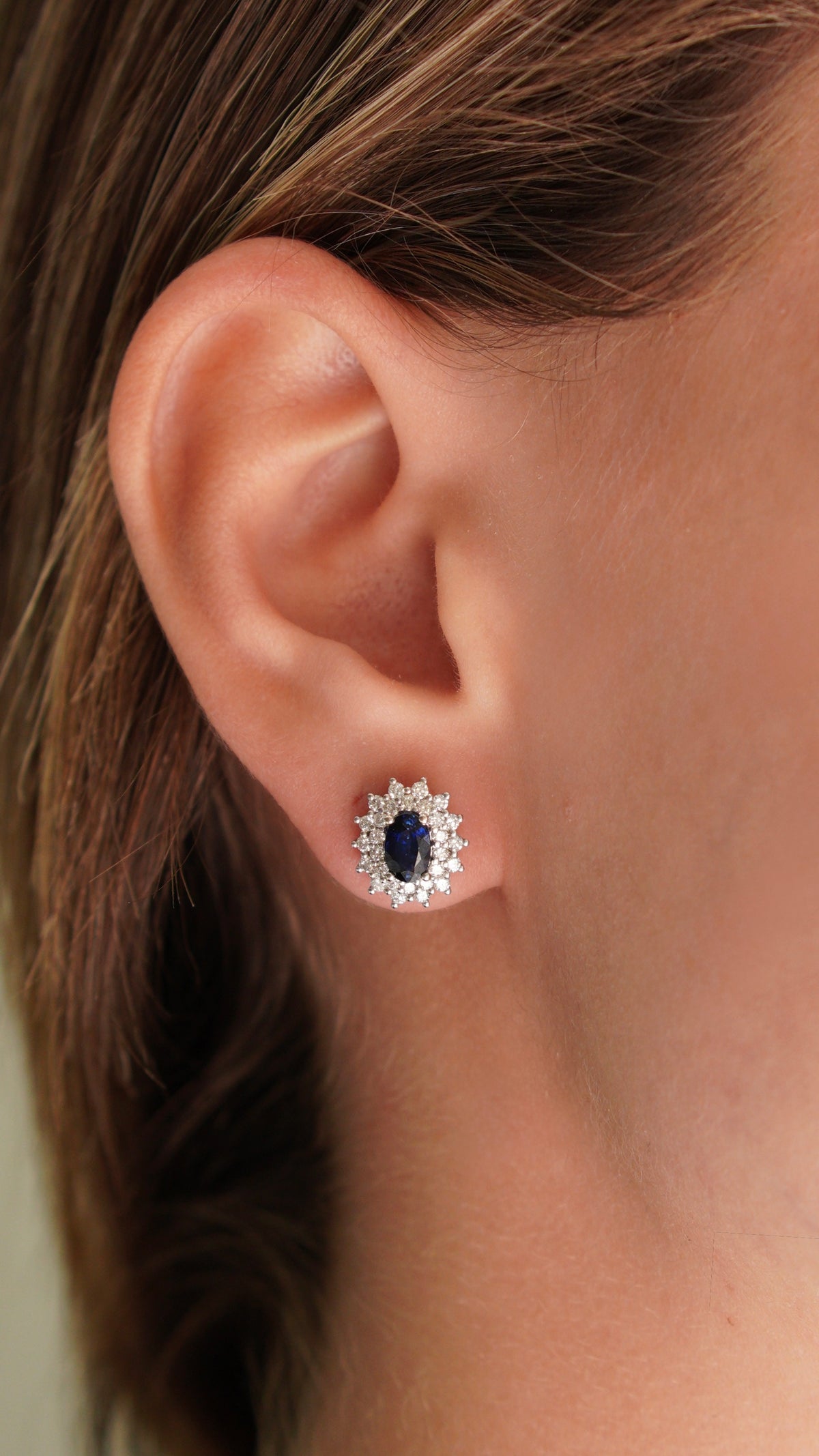 Aretes Zafiro Oval & Diamantes