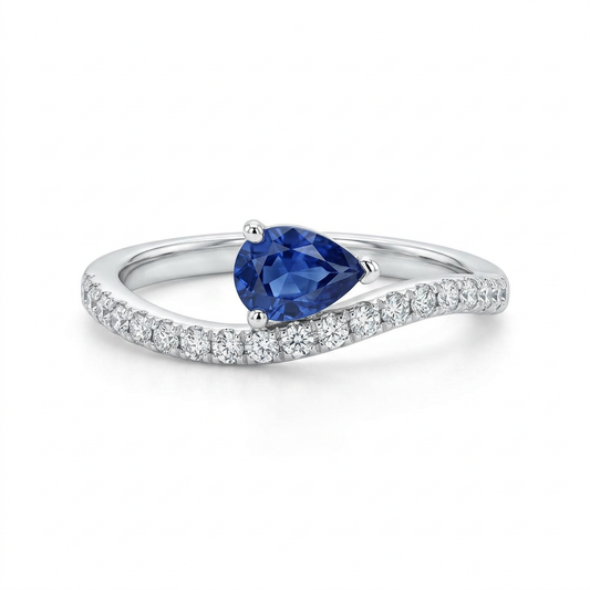 Anillo Wavy con Zafiro